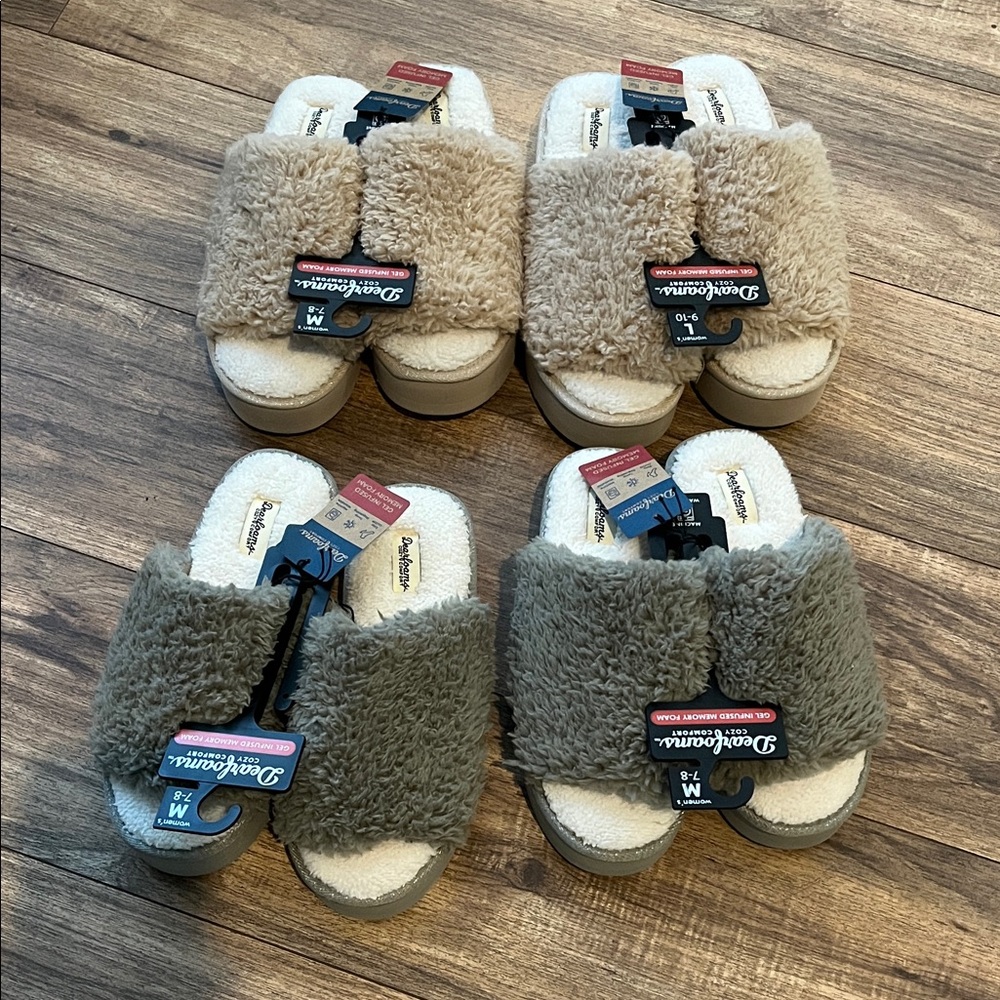 Dearfoams women Fuzzy Slippers - Cream and gray